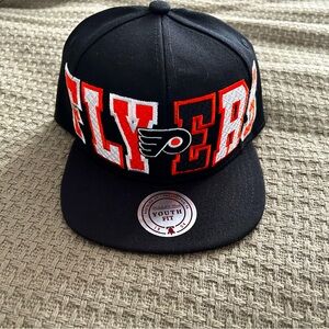 Mitchell & ness youth flyers hat nwt